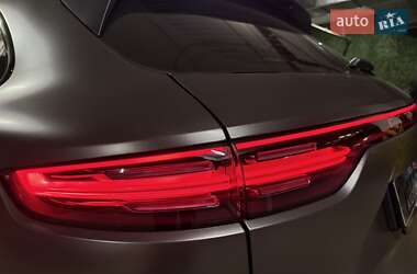 Позашляховик / Кросовер Porsche Cayenne 2018 в 