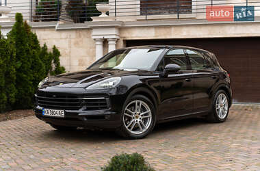 Внедорожник / Кроссовер Porsche Cayenne 2019 в 