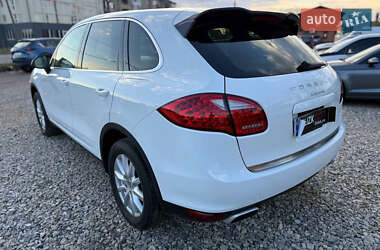 Внедорожник / Кроссовер Porsche Cayenne 2013 в 