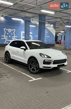 Внедорожник / Кроссовер Porsche Cayenne 2020 в Киеве