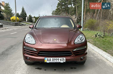 Внедорожник / Кроссовер Porsche Cayenne 2011 в 