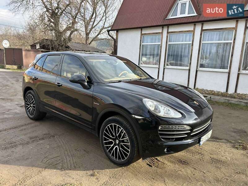 Позашляховик / Кросовер Porsche Cayenne 2012 в Вінниці