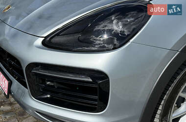 Внедорожник / Кроссовер Porsche Cayenne 2020 в 