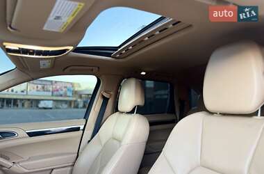 Позашляховик / Кросовер Porsche Cayenne 2011 в 