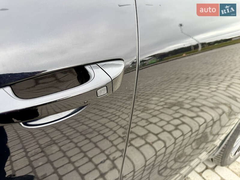 Внедорожник / Кроссовер Porsche Cayenne 2015 в Бродах