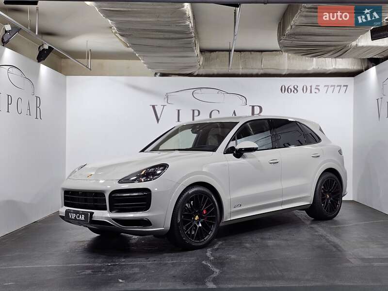 Внедорожник / Кроссовер Porsche Cayenne 2022 в 