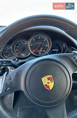 Внедорожник / Кроссовер Porsche Cayenne 2012 в 