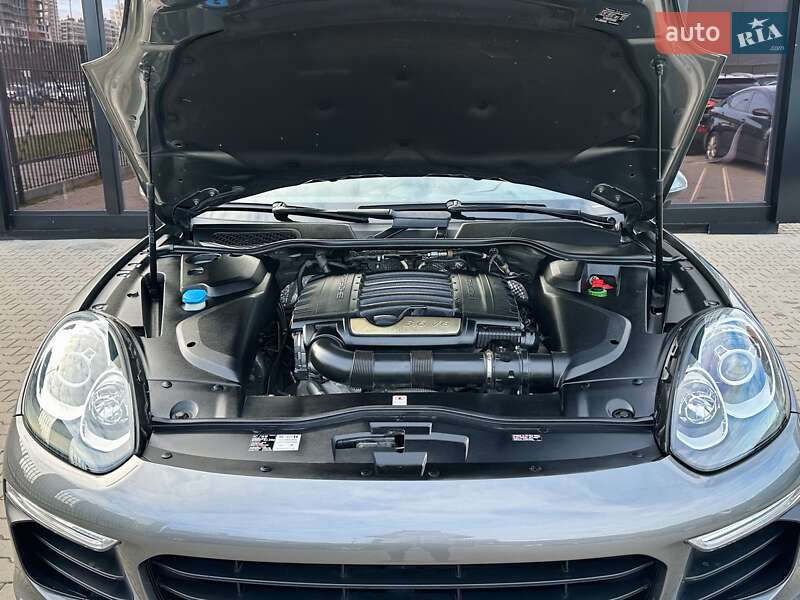 Внедорожник / Кроссовер Porsche Cayenne 2015 в Киеве фото 12 Внедорожник / Кроссовер Porsche Cayenne 2015 в Киеве