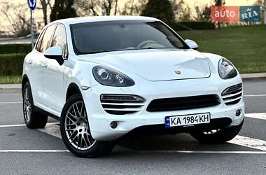 Внедорожник / Кроссовер Porsche Cayenne 2012 в 