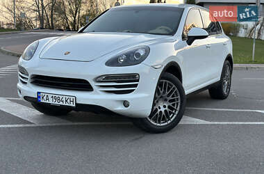 Внедорожник / Кроссовер Porsche Cayenne 2012 в 