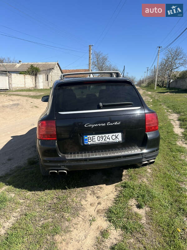 Внедорожник / Кроссовер Porsche Cayenne 2004 в Николаеве