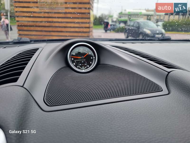Внедорожник / Кроссовер Porsche Cayenne 2013 в Ровно