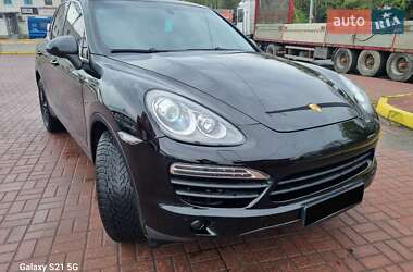 Внедорожник / Кроссовер Porsche Cayenne 2013 в 