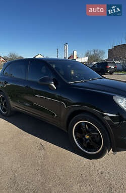 Внедорожник / Кроссовер Porsche Cayenne 2010 в 