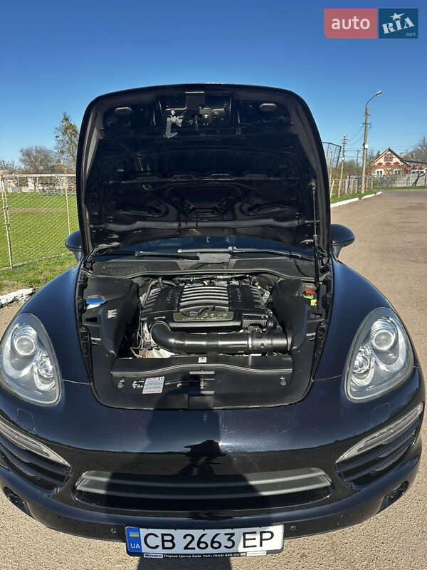 Позашляховик / Кросовер Porsche Cayenne 2010 в Прилуках