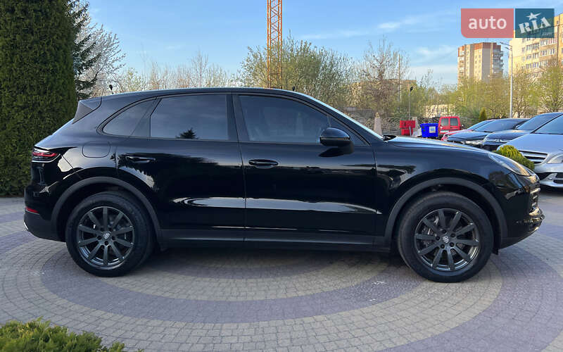 Внедорожник / Кроссовер Porsche Cayenne 2018 в Львове