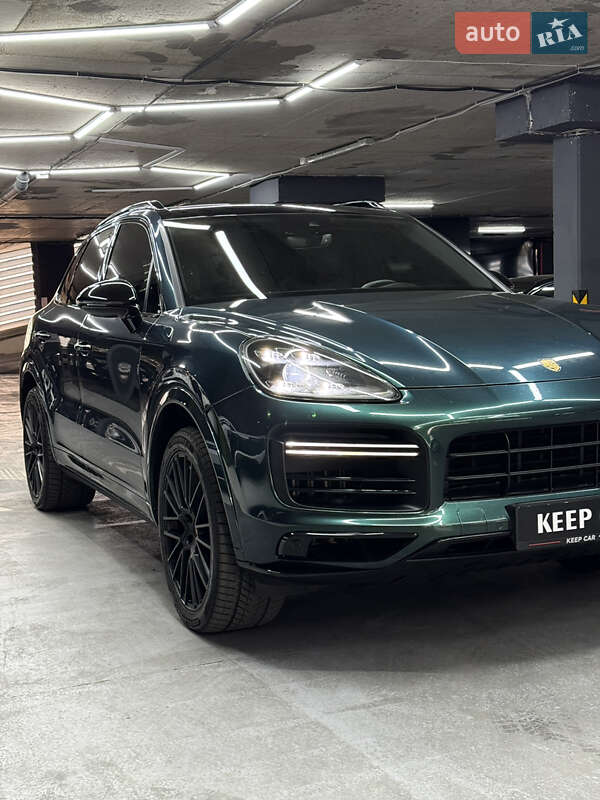 Позашляховик / Кросовер Porsche Cayenne 2019 в Одесі
