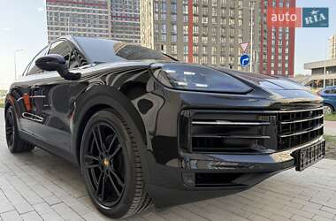 Позашляховик / Кросовер Porsche Cayenne 2024 в 