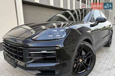 Позашляховик / Кросовер Porsche Cayenne 2024 в 