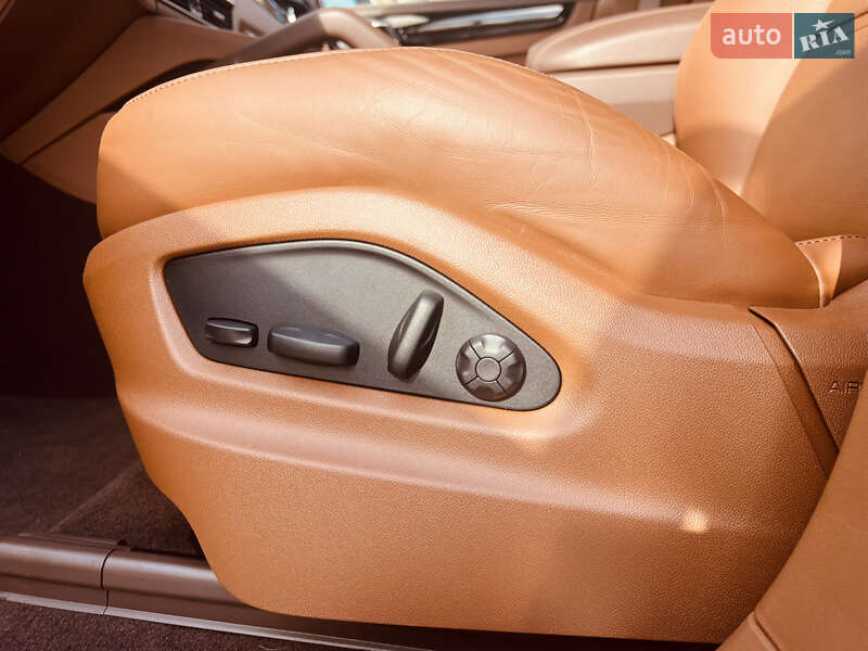 Позашляховик / Кросовер Porsche Cayenne 2022 в Києві