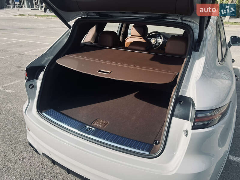 Позашляховик / Кросовер Porsche Cayenne 2022 в Києві