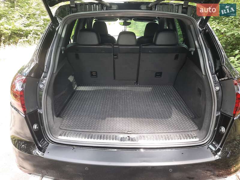 Внедорожник / Кроссовер Porsche Cayenne 2012 в Бердичеве фото 28 Внедорожник / Кроссовер Porsche Cayenne 2012 в Бердичеве