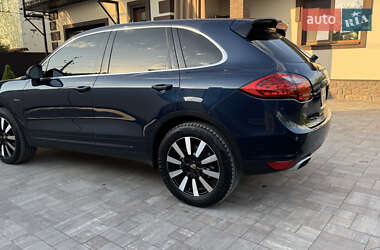 Внедорожник / Кроссовер Porsche Cayenne 2013 в 