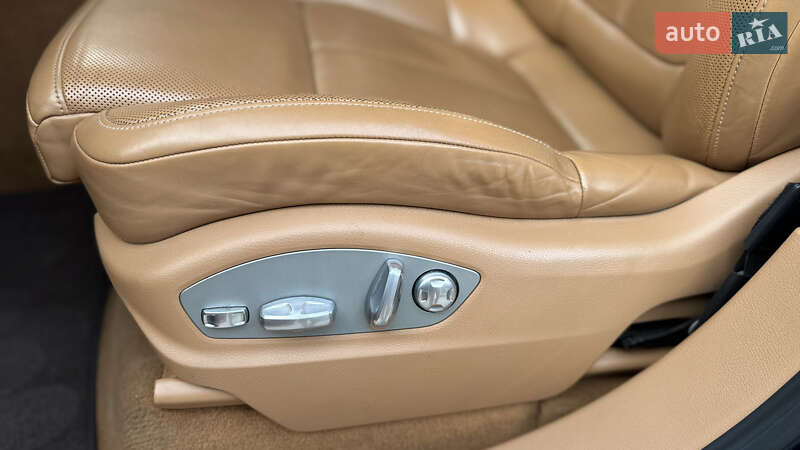 Внедорожник / Кроссовер Porsche Cayenne 2013 в Кропивницком