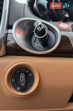 Внедорожник / Кроссовер Porsche Cayenne 2013 в 
