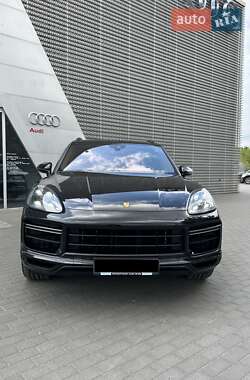 Позашляховик / Кросовер Porsche Cayenne 2018 в 