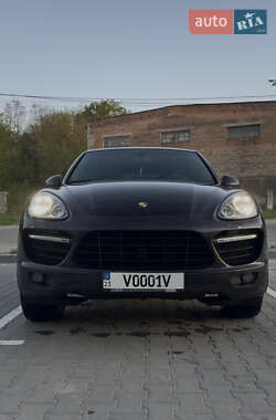 Позашляховик / Кросовер Porsche Cayenne 2010 в 