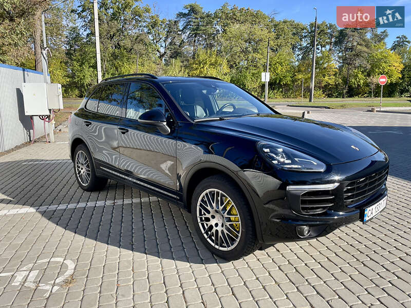 Внедорожник / Кроссовер Porsche Cayenne 2017 в Черкассах фото 12 Внедорожник / Кроссовер Porsche Cayenne 2017 в Черкассах