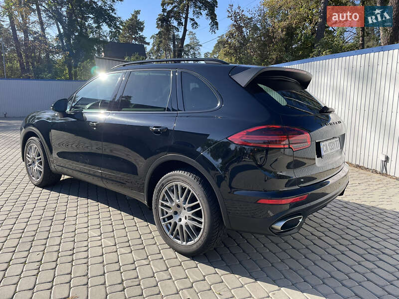 Внедорожник / Кроссовер Porsche Cayenne 2017 в Черкассах фото 22 Внедорожник / Кроссовер Porsche Cayenne 2017 в Черкассах