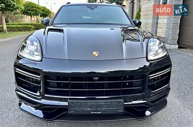 Позашляховик / Кросовер Porsche Cayenne 2018 в 