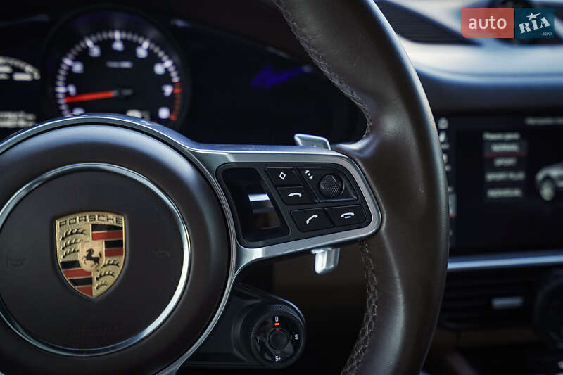 Внедорожник / Кроссовер Porsche Cayenne 2019 в Харькове