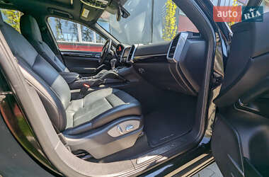 Позашляховик / Кросовер Porsche Cayenne 2014 в 