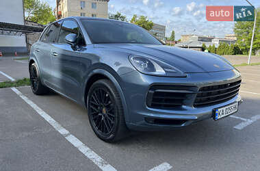 Позашляховик / Кросовер Porsche Cayenne 2017 в 