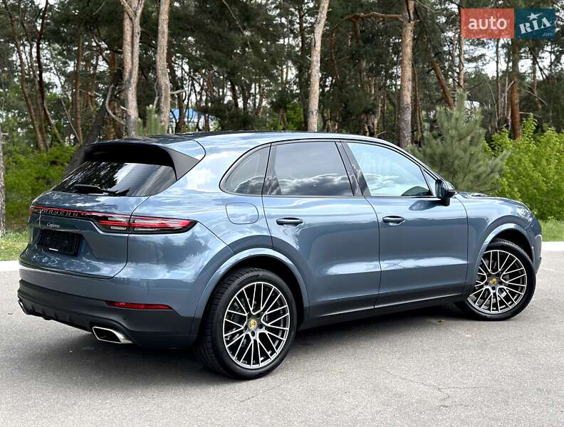Внедорожник / Кроссовер Porsche Cayenne 2018 в Киеве