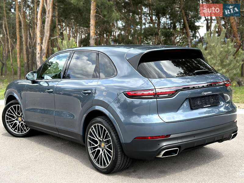 Внедорожник / Кроссовер Porsche Cayenne 2018 в Киеве