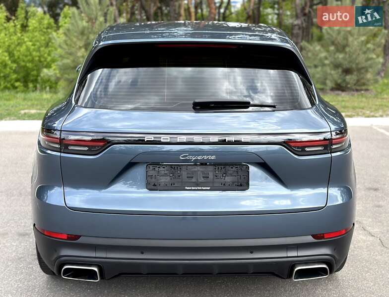 Внедорожник / Кроссовер Porsche Cayenne 2018 в Киеве