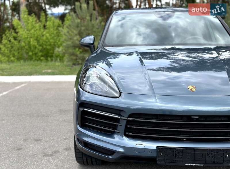 Внедорожник / Кроссовер Porsche Cayenne 2018 в Киеве