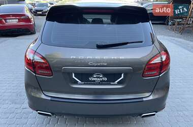 Позашляховик / Кросовер Porsche Cayenne 2012 в 