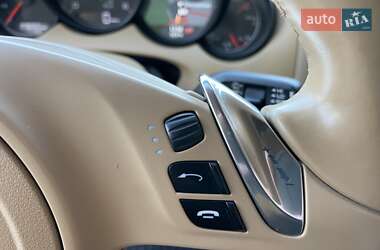 Позашляховик / Кросовер Porsche Cayenne 2012 в 