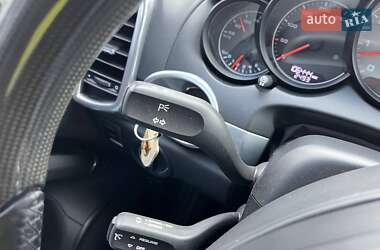 Внедорожник / Кроссовер Porsche Cayenne 2013 в 