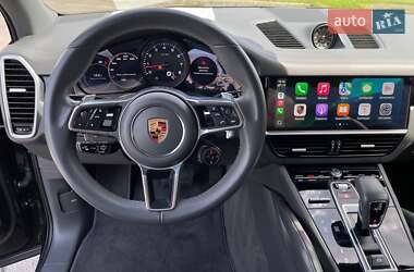 Позашляховик / Кросовер Porsche Cayenne 2019 в 