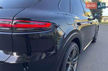 Позашляховик / Кросовер Porsche Cayenne 2019 в 