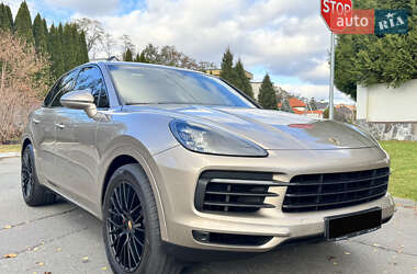 Позашляховик / Кросовер Porsche Cayenne 2018 в Києві