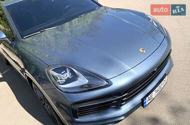Внедорожник / Кроссовер Porsche Cayenne 2019 в 