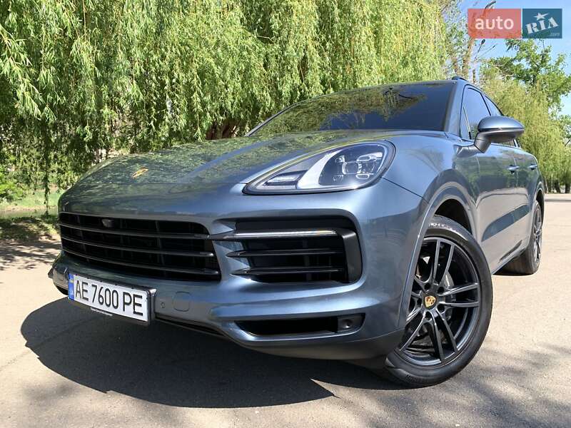 Внедорожник / Кроссовер Porsche Cayenne 2019 в 