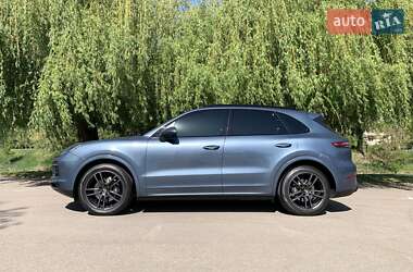 Внедорожник / Кроссовер Porsche Cayenne 2019 в 